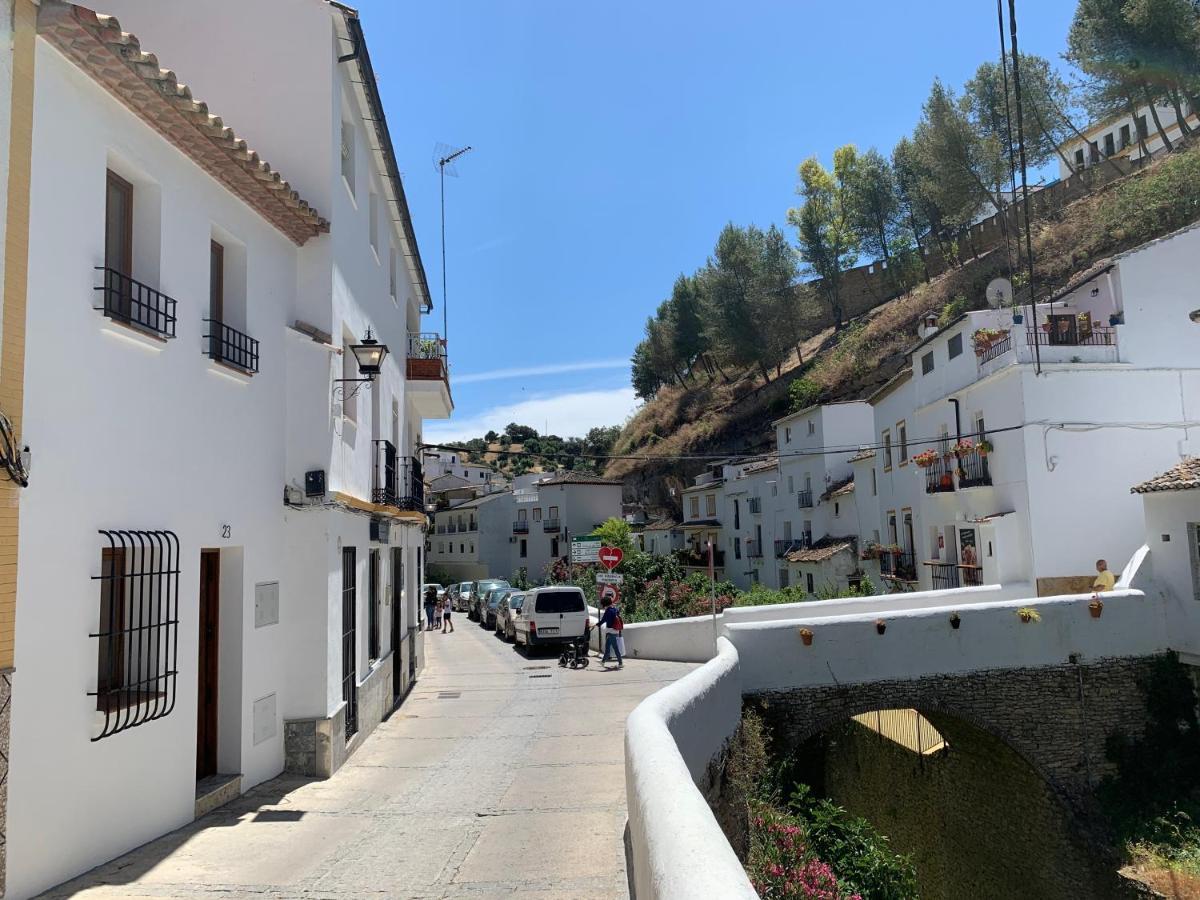 Casa Cueva El Puente Villa Setenil De Las Bodegas ภายนอก รูปภาพ